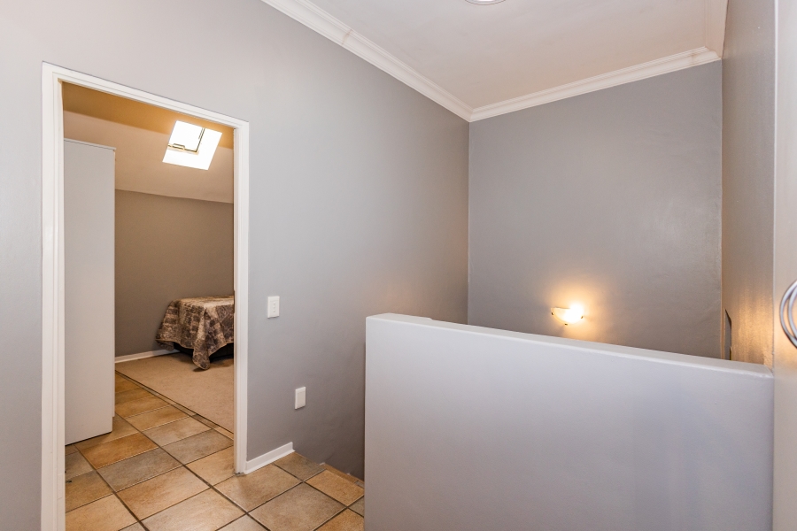 2 Bedroom Property for Sale in Rosendal Western Cape